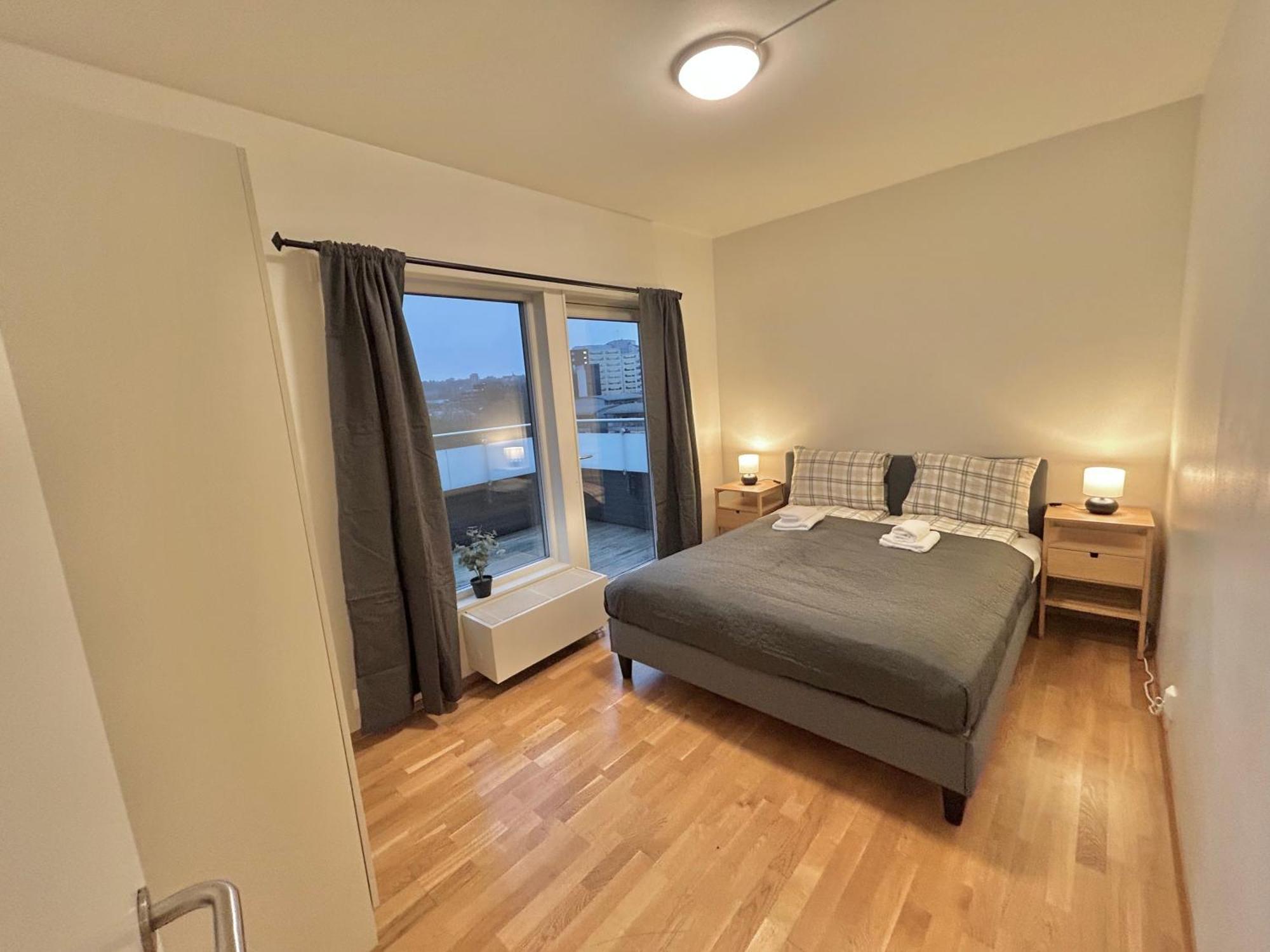 Modern In Shared With A Beautiful Private Balcony Homestay *